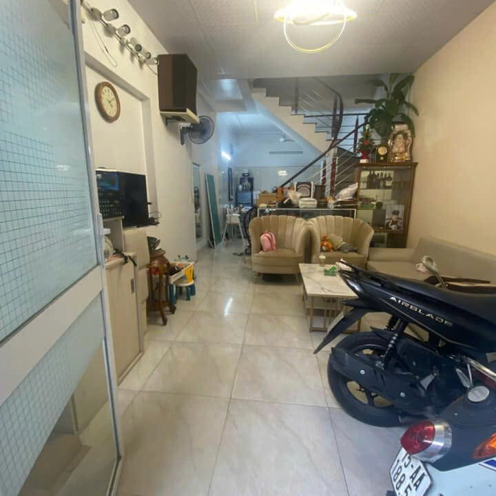 z6405909593798_b1a31405140ddbc3b1ed6233c3d93013