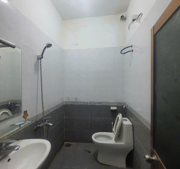 z6407190238516_d309d48e8c83784d5433fd32a60d34a1