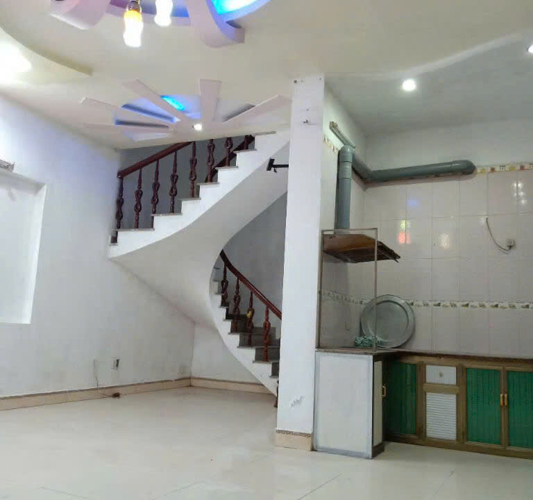 z6410270583527_e87028797edf3044e5edfbe440bd8b15