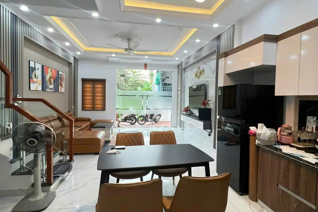 z6454310459025_3fa0e914e01211f84ea3960352d539c1