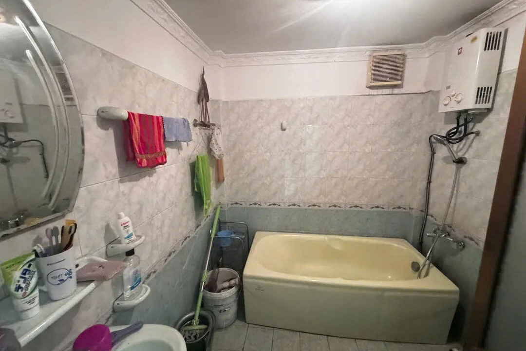 z6559571279472_80af33b490846f0f7652580cfff03149