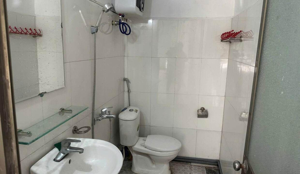 z6701631413512_06629eefb12036557bf61294f1f865c4