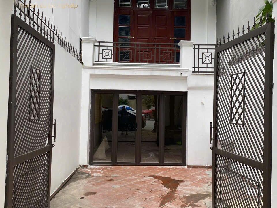 aaz6814320033708_c03c13a0703188d5e2e772d65f893488