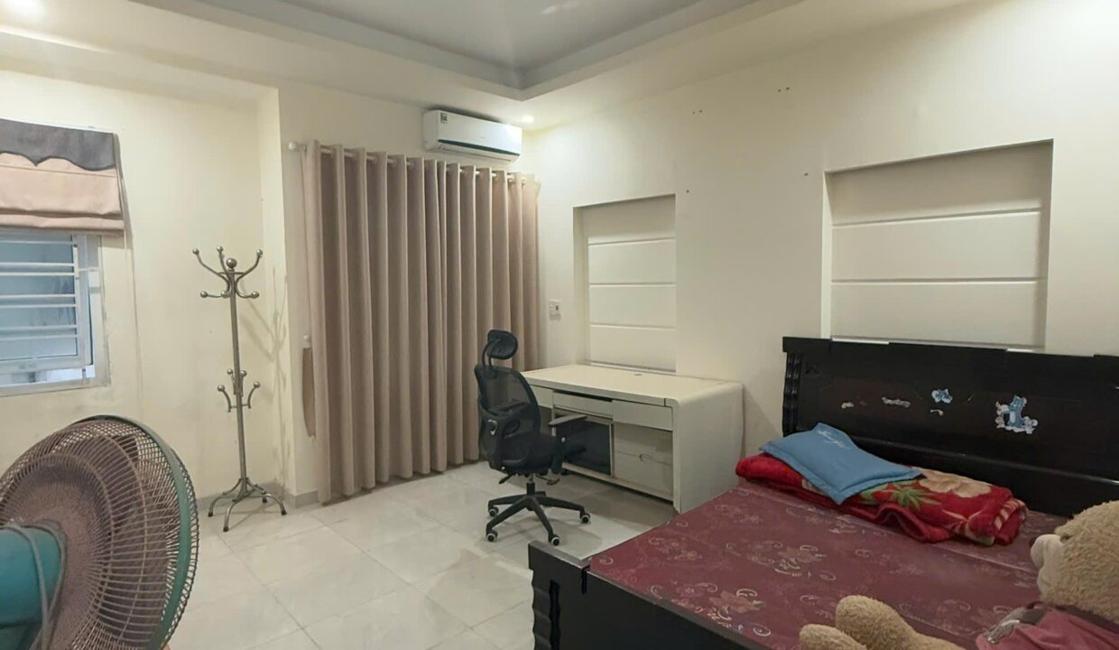 z6820564327724_00dfdabb09b57eb17efb1945ab909cc1