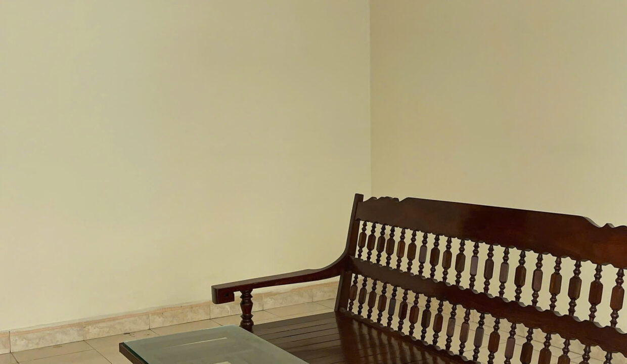 z6878252701771_454648f4290cd19432aacde83a23f20b