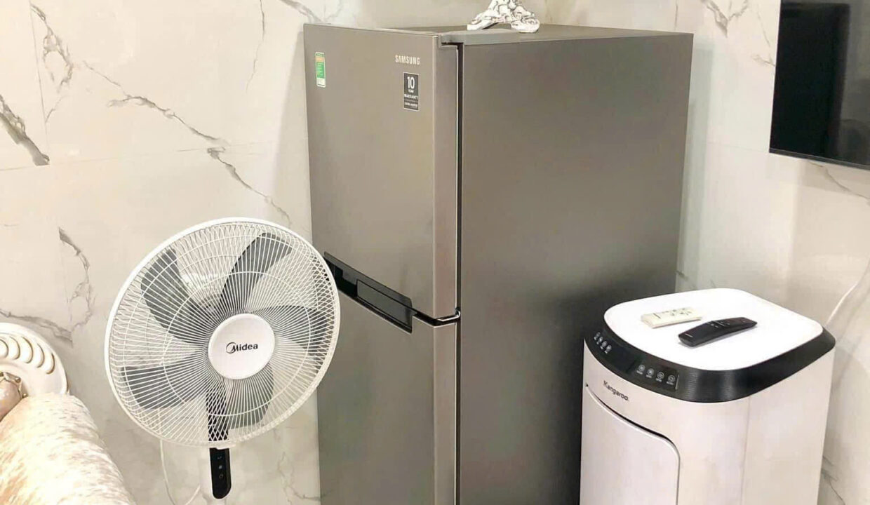 z7057840445523_51839051b6e0fae4196548a480494073