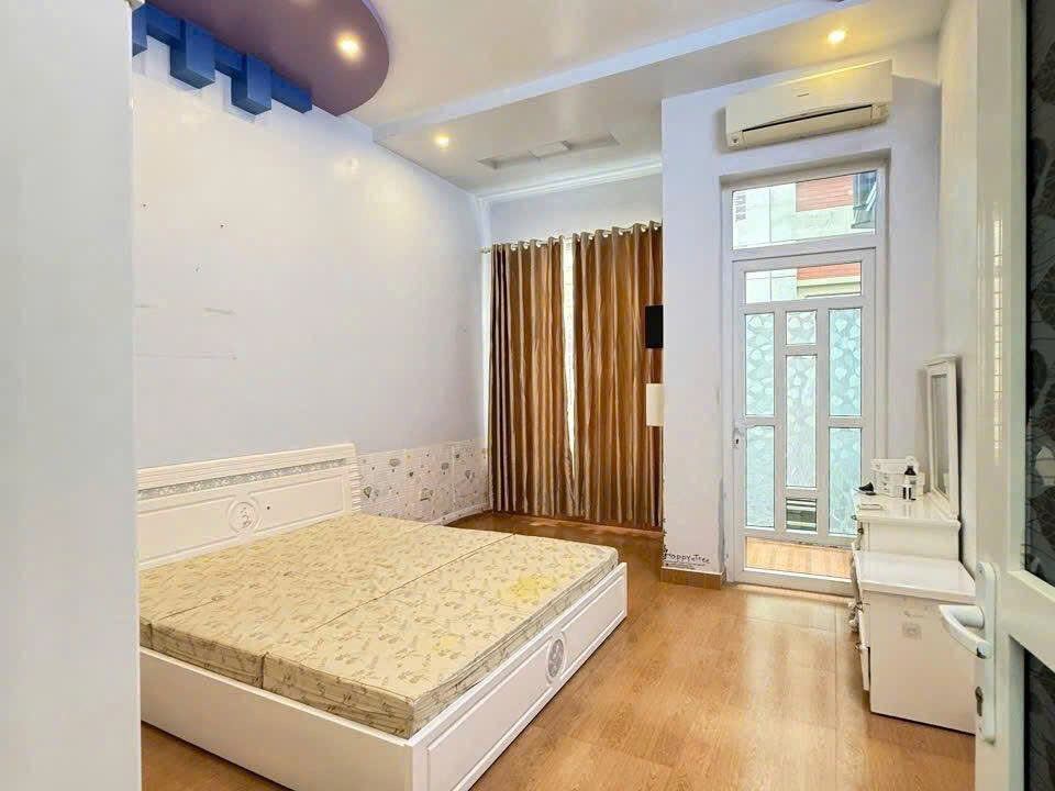 z7089602615113_e7a61bb57b17903765994d0e82982ee7