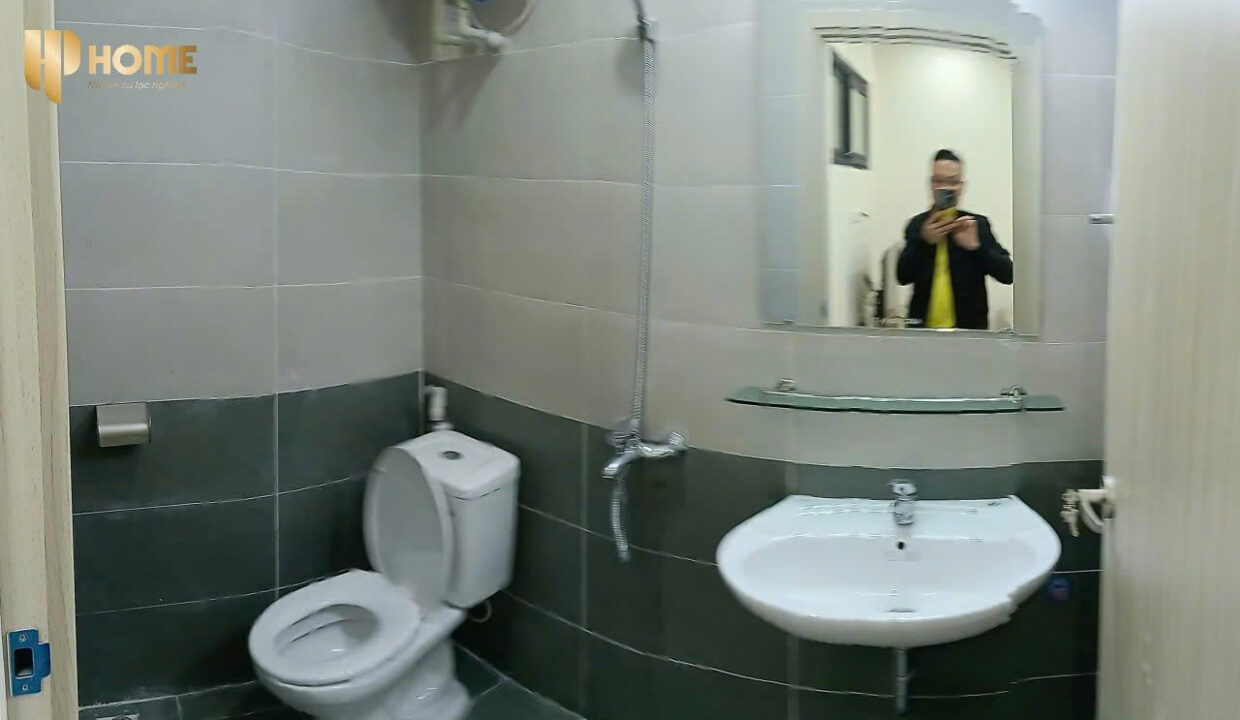 z7126990891924_33715785f8d65f7a52c991639096b9cd