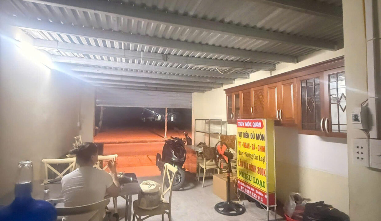 z7158022588001_8b3e2844d8cfa6b0fdf0929d5e95c428