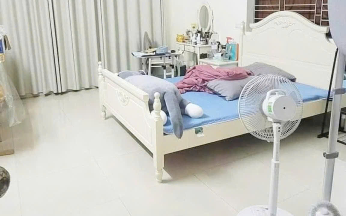 z7306489690460_ccc65749af38fdc7772460f2bdd205fd