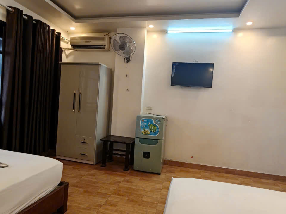 z7350899537438_f19fa851de1877f61ab8fae730a22bfb