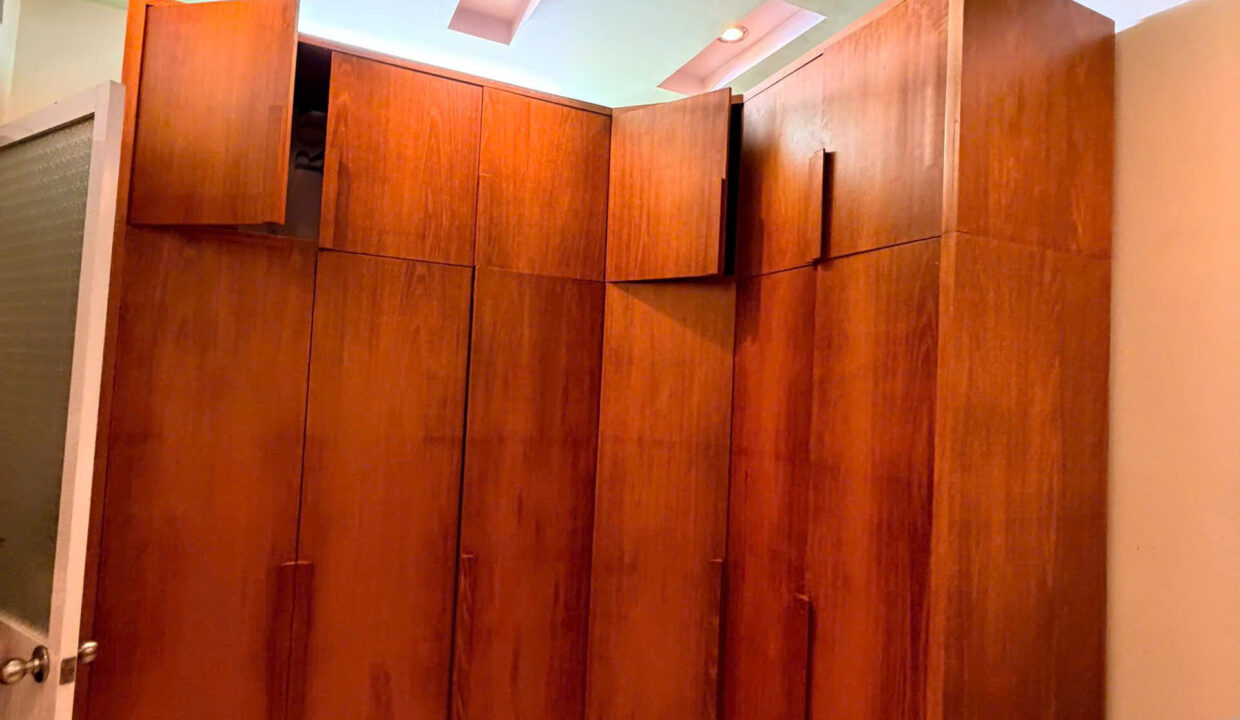 z7476898637593_4f9b4c50919d40c39b7e54b0c7ab0a74