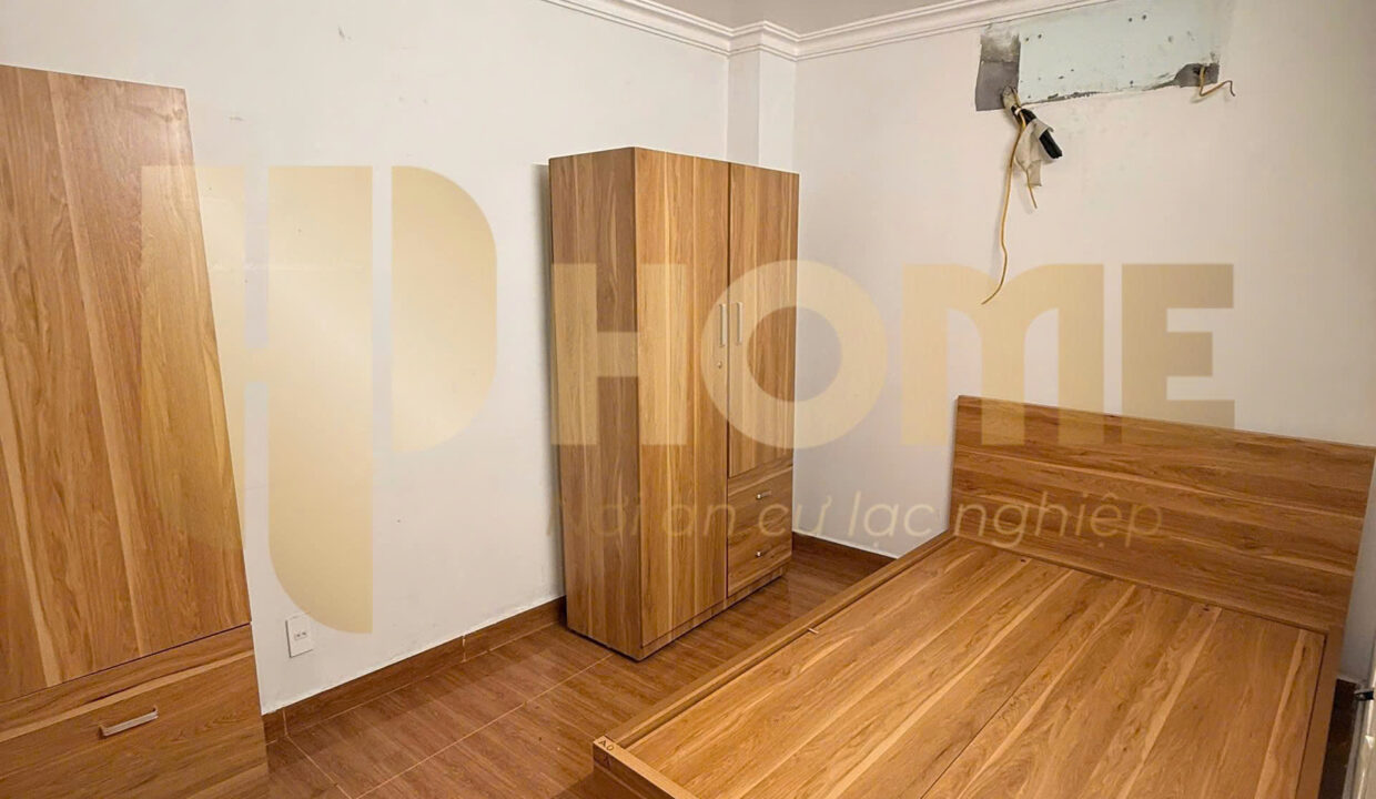 z7573468095061_66dc722ca9affc352a4b7782d76d9d5d