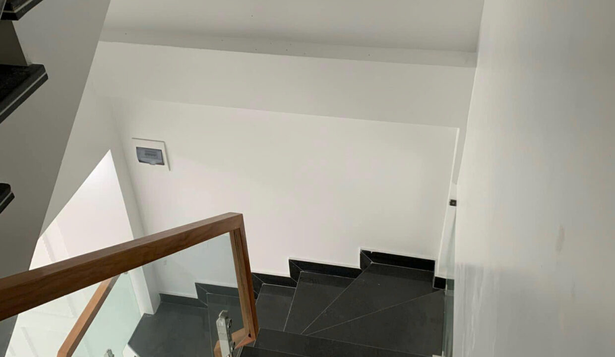 z7580671237402_5b7bccde036a85a6cb3e8a13365133a0