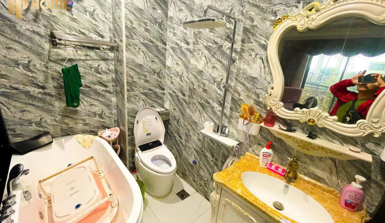 z7599410150639_2ea02cef979f443661161ecb536d5af4