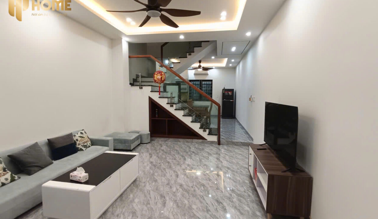 z7606286151612_8bf764a3151e7890af95429c161245f4