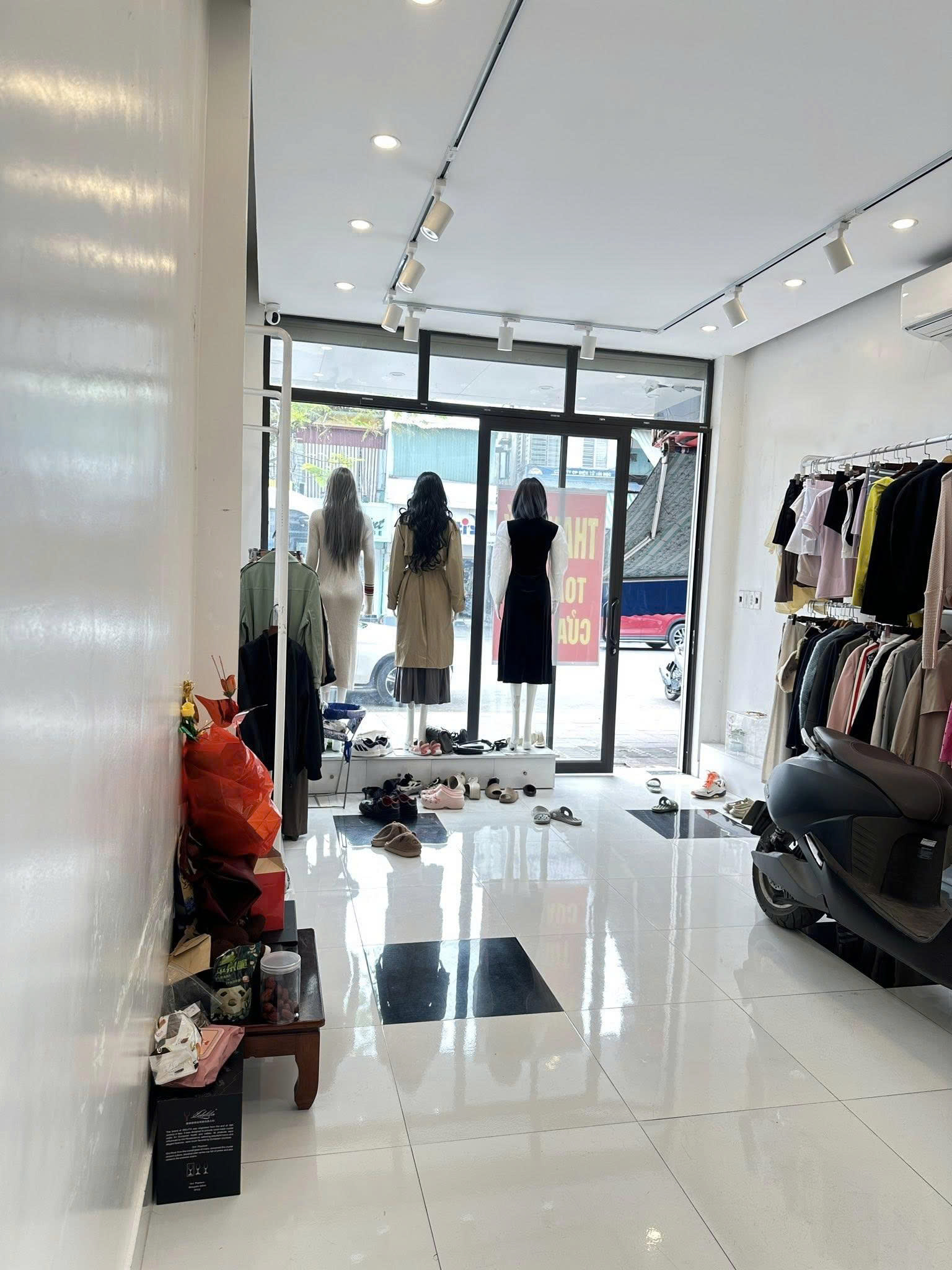 🌻🌻 MT1484. CHO THUÊ NHÀ MẶT ĐƯỜNG LÊ LỢI 45M2 MẶT TIỀN 4M KINH DOANH SẠCH SẼ