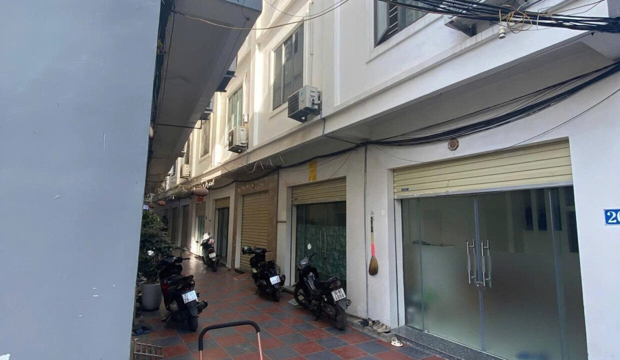 z7623973169665_255a757e03cb406cb1fb322e206e200f