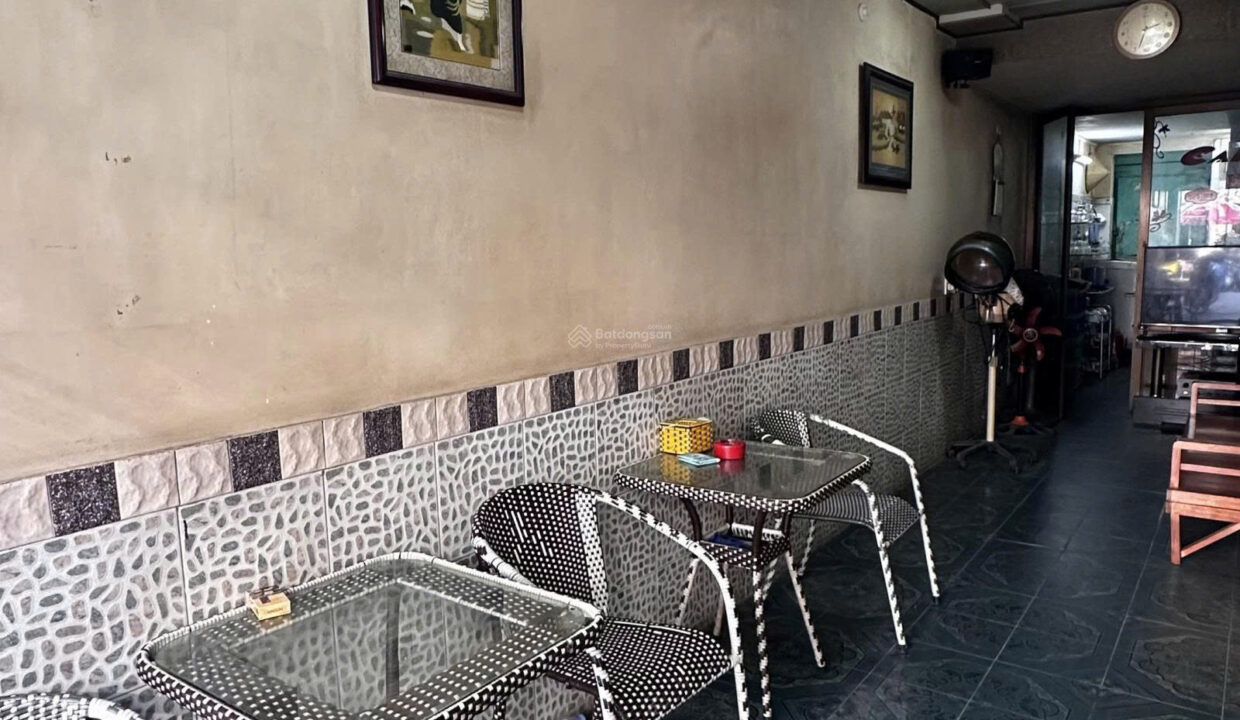 z7654362022381_a328191e7e1a5c70e4e32a15cc722af9