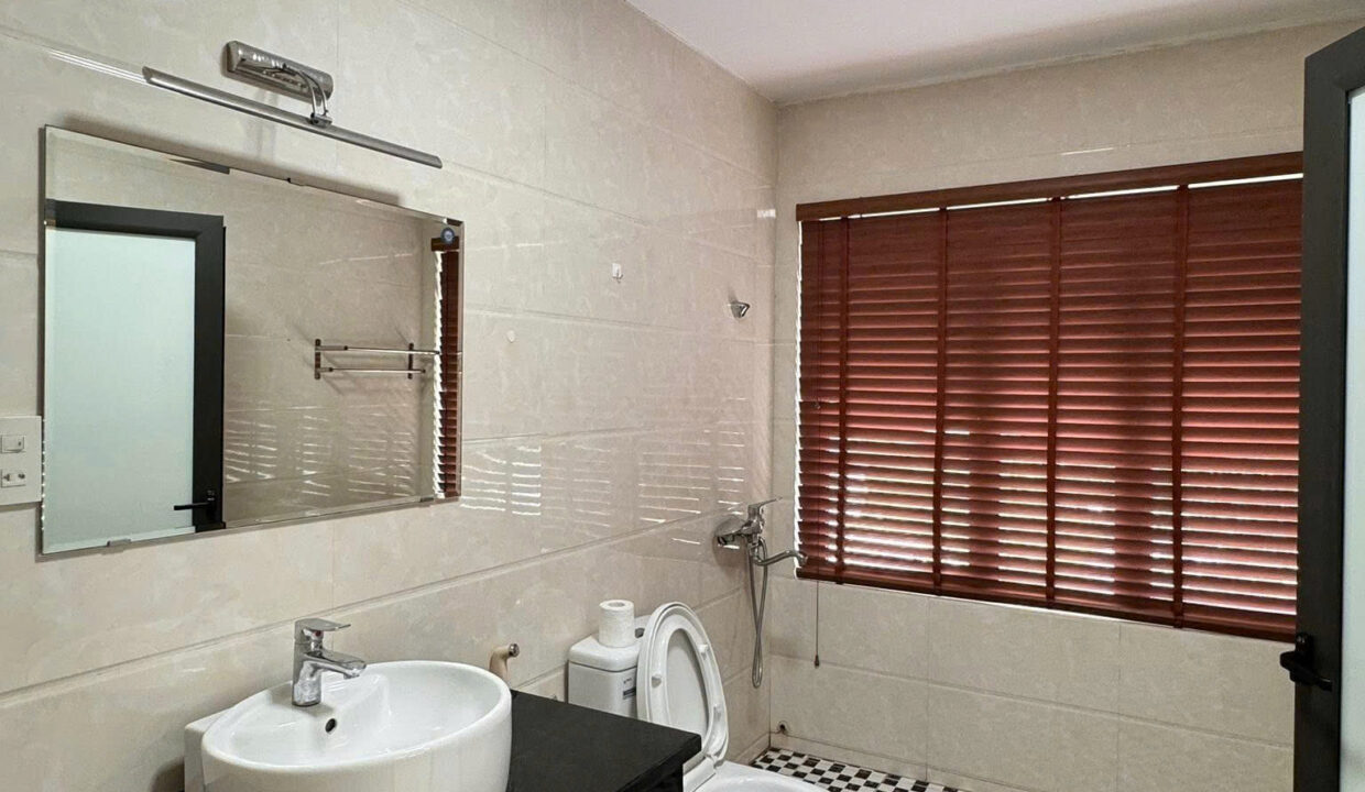 z7684884940340_bee3d959aba4bcff6ea1de2df05b6f01