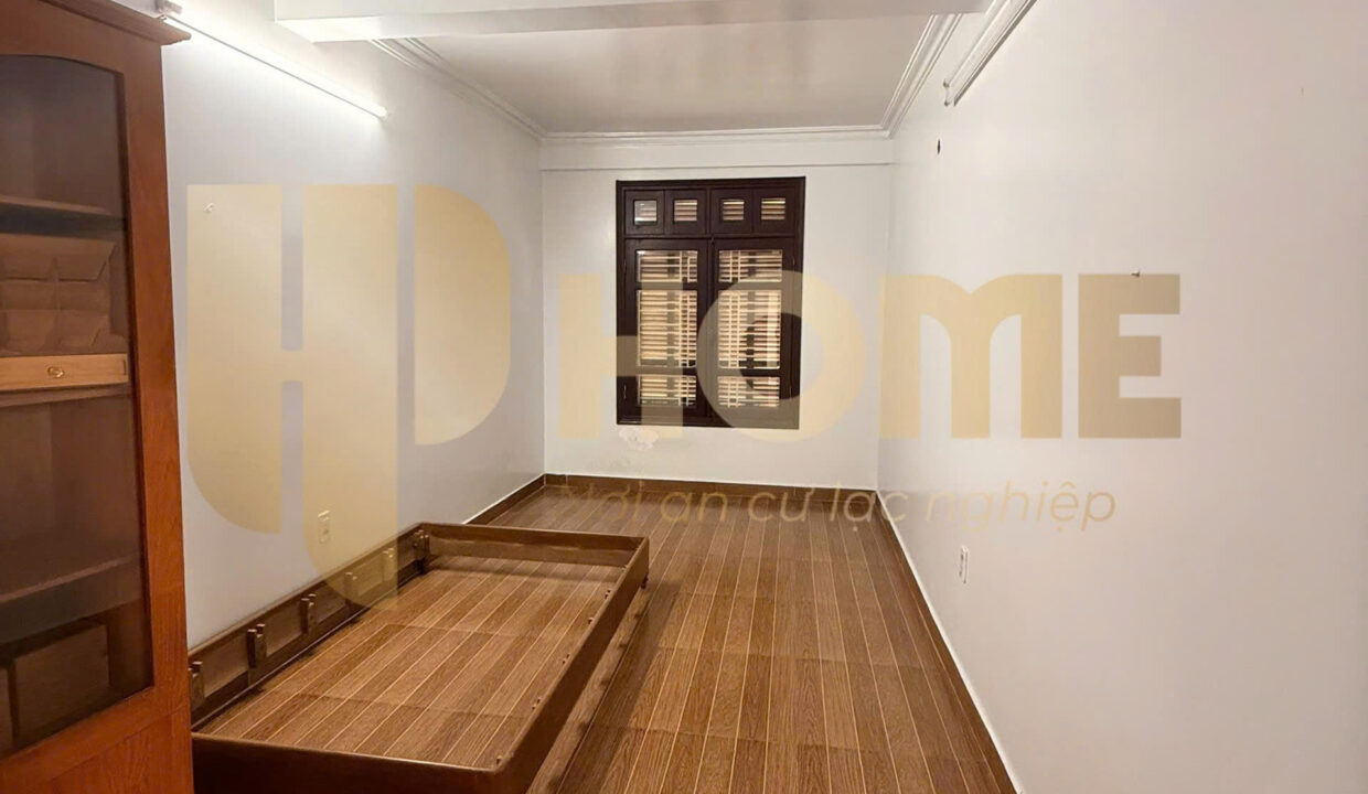 z7707117405575_48d5b2cbfeaef04769a88327d03fbe72