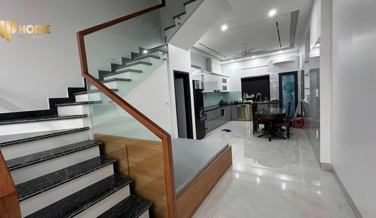 z7733247903101_bee42ef648778477505a19b3fd8ed778