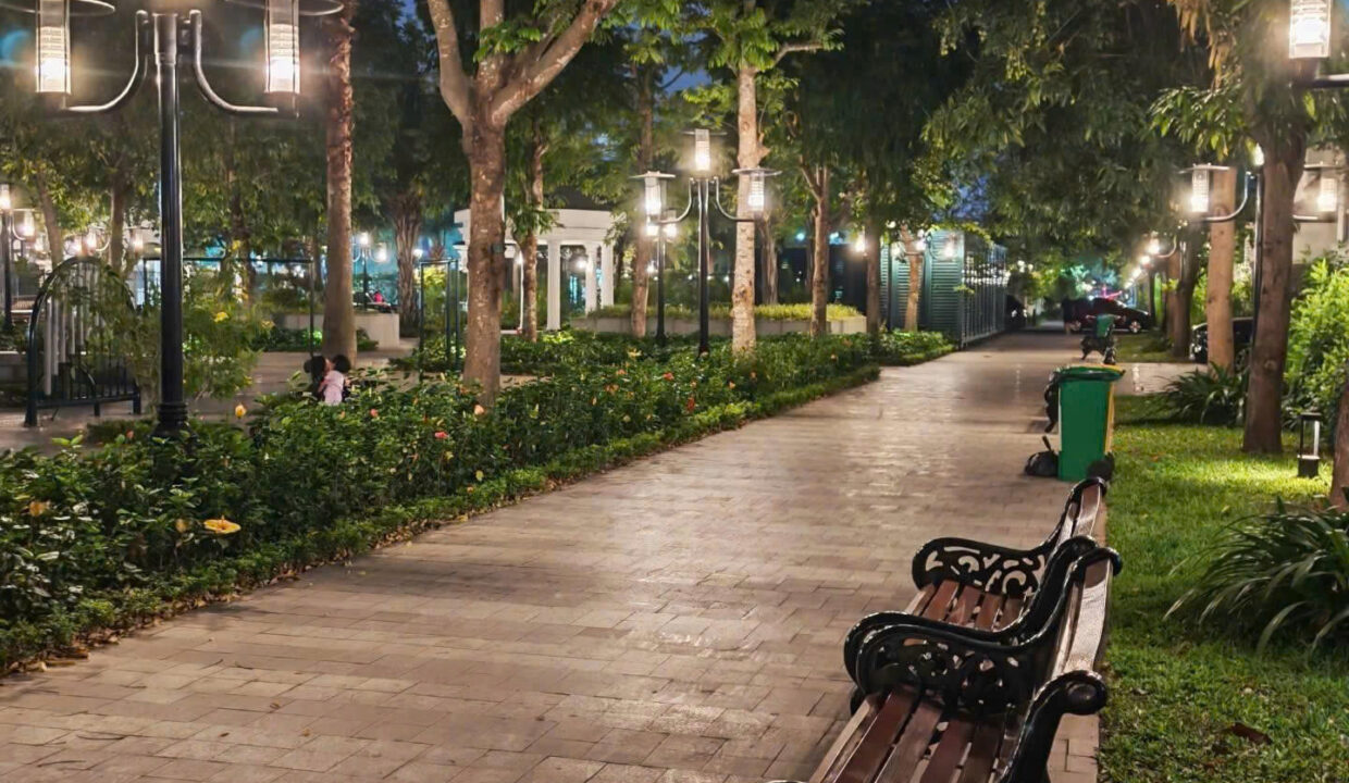 z7742472393073_03087048415e13f31ca43e84e55e457e