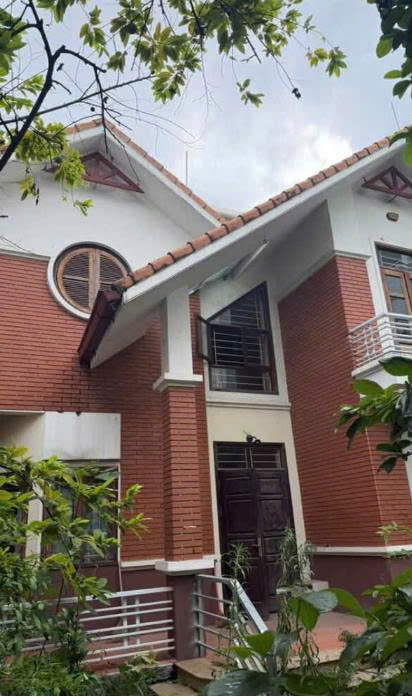 🌻🌻 VC0473. CHO THUÊ BIỆT THỰ MINI SÂN VƯỜN MẶT NGÕ VĂN CAO 4 NGỦ Ô TÔ ĐỖ CỬA
