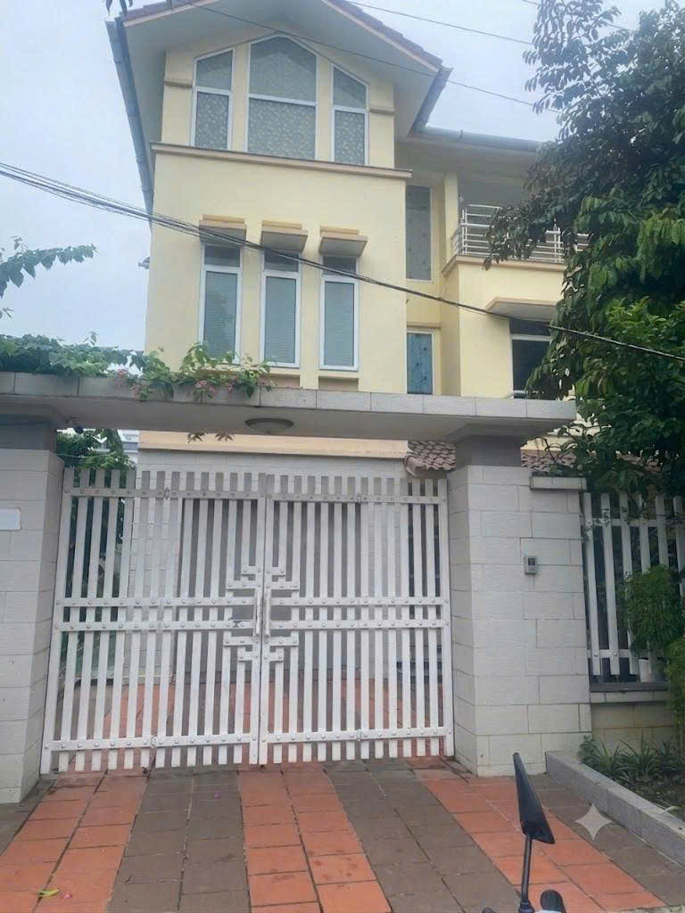 🌻🌻 K0051. CHO THUÊ BIỆT THỰ KĐT MÊ LINH – ANH DŨNG DƯƠNG KINH 5 NGỦ FULL ĐỒ CÓ SÂN CỔNG GARA Ô TÔ